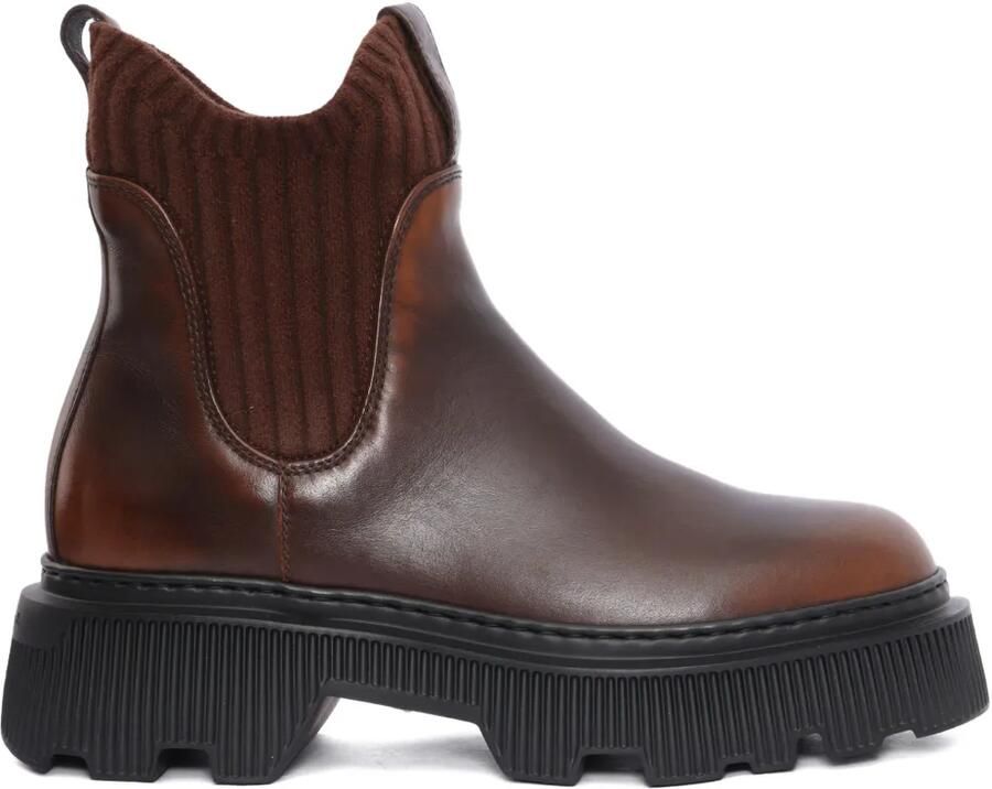 Santoni Geribbelde berglaarzen Bruin