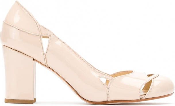 Sarah Chofakian Bruxelas lakleren pumps Beige