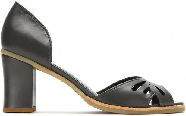 Sarah Chofakian leren pumps Grijs