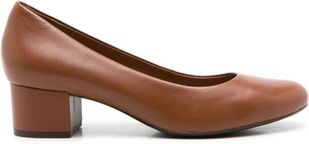 Sarah Chofakian Pomel pumps met ronde neus Bruin