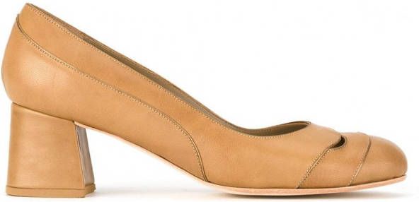 Sarah Chofakian Ludwig pumps Bruin