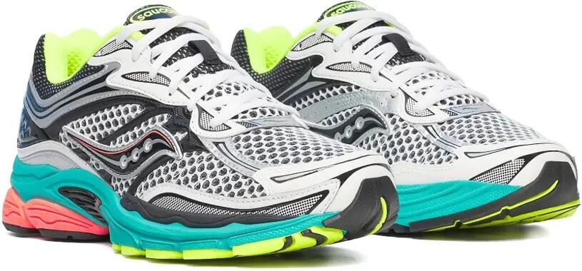 Saucony ProGrid Omni 9 sneakers Wit