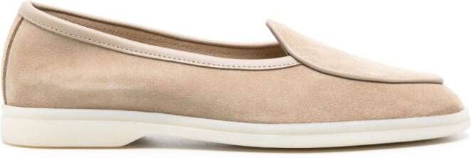 Scarosso Livia almond-toe suede loafers Beige