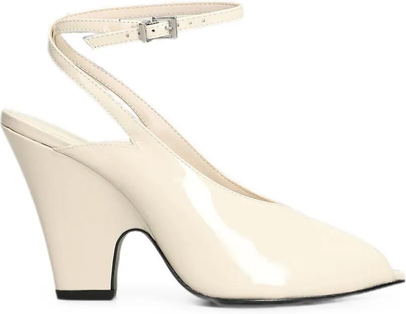 Schutz Lakleren pumps met open neus Wit