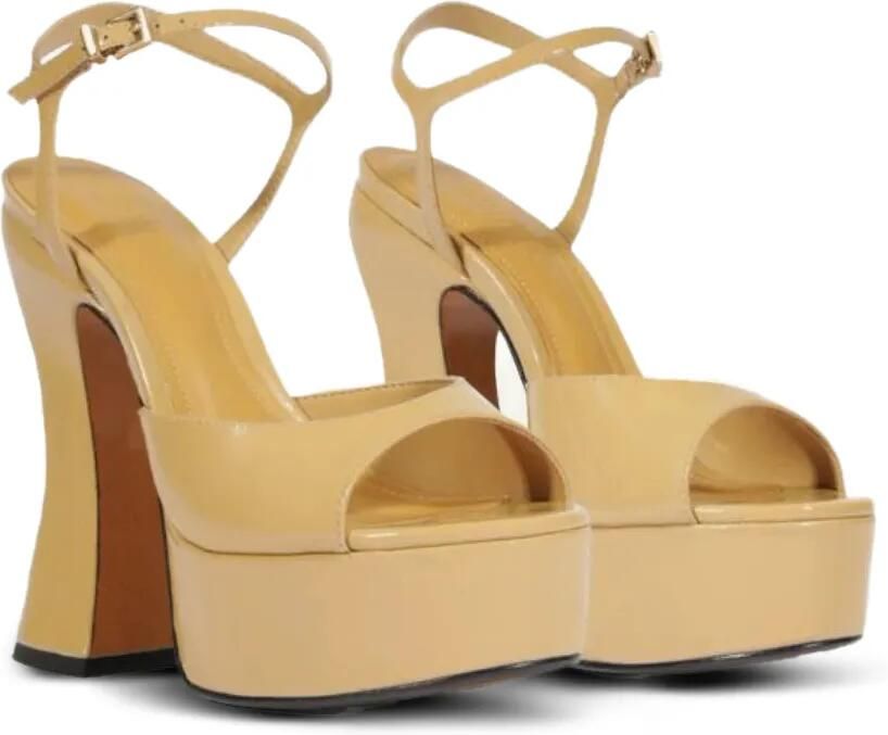Schutz Luma lakleren sandalen Beige