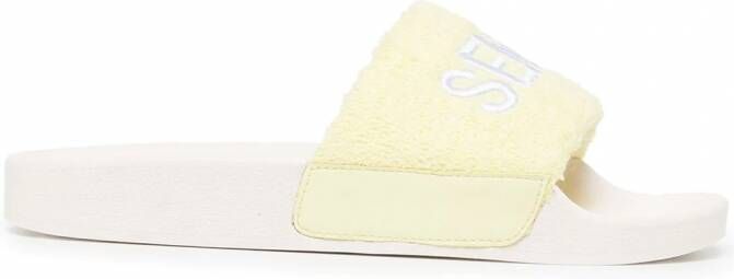 Senso Elly slippers met geborduurd logo Geel
