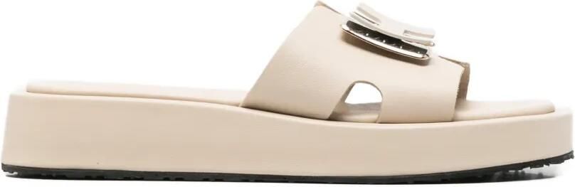 SERGIO MORETTI FIRENZE Slippers met logoplakkaat en plateauzool Beige