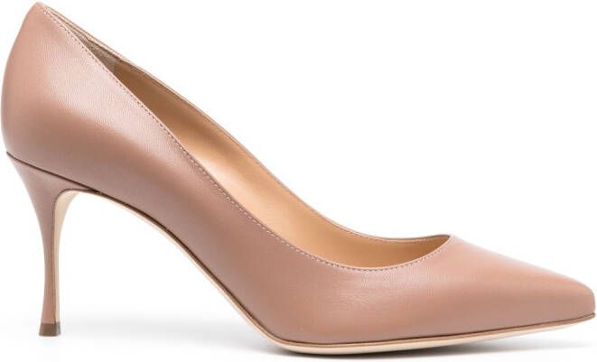 Sergio Rossi Godiva pumps met puntige neus Beige