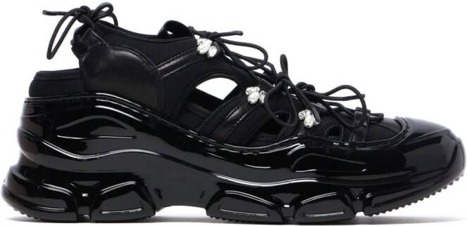 Simone Rocha Tracker sneakers met uitgesneden details Zwart