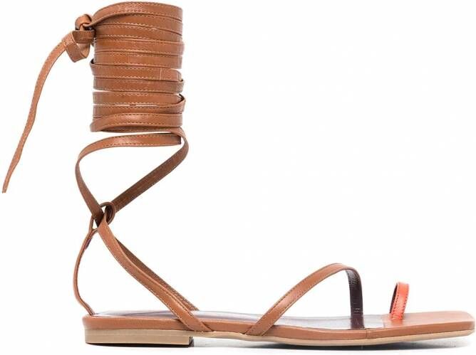 STAUD Nicola leren gladiator sandalen Bruin