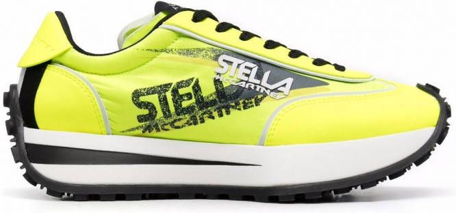 Stella McCartney Sneakers met logoprint Geel