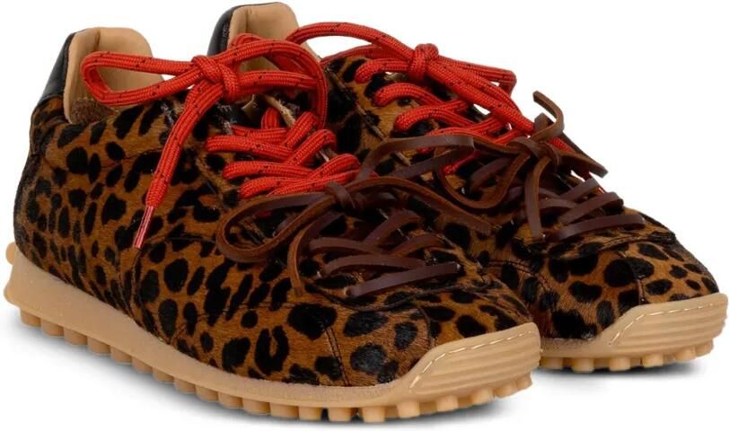 Stokton Golito sneakers met luipaardprint en ponyhaar Bruin