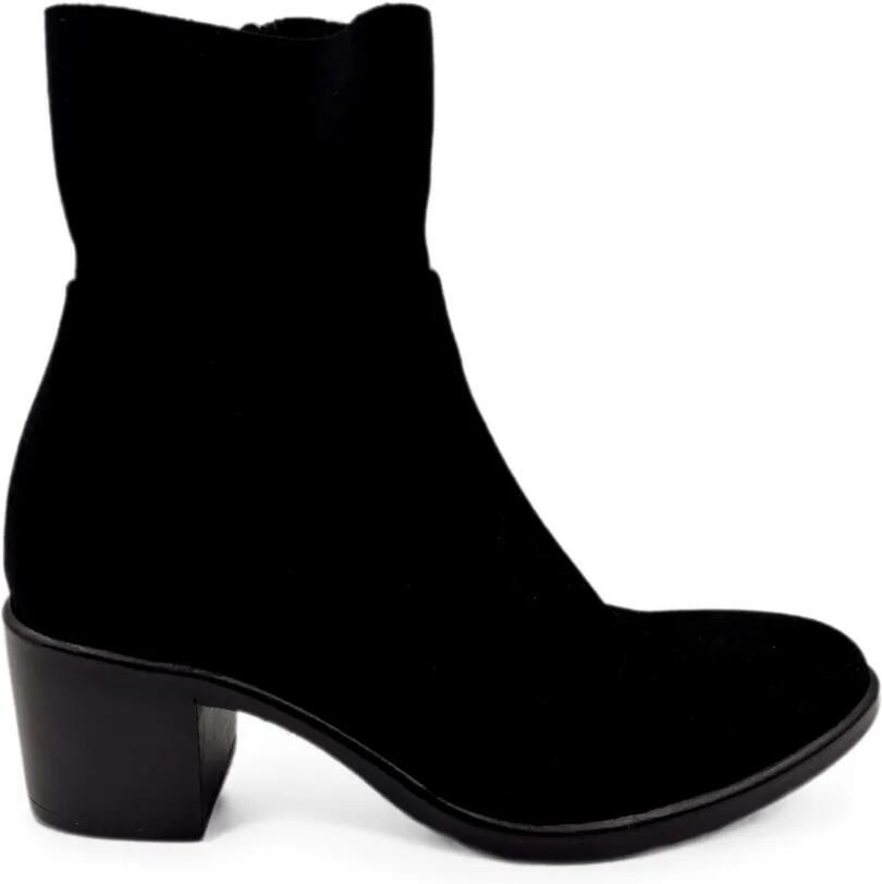 Strategia shoes Suède enkellaarzen Zwart