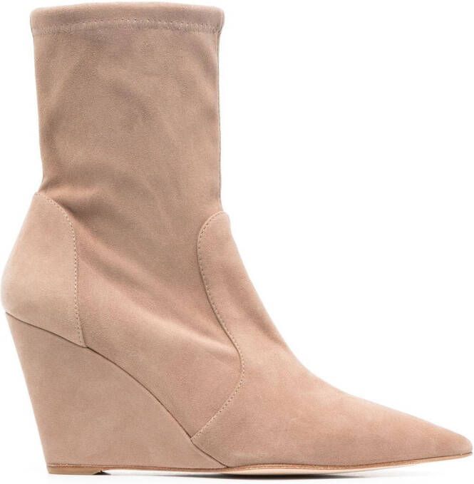 Stuart Weitzman Enkellaarzen met verborgen sleehak Beige