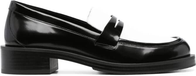 Stuart Weitzman Lakleren loafers Wit