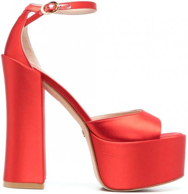 Stuart Weitzman Skyhigh sandalen met plateauzool Rood