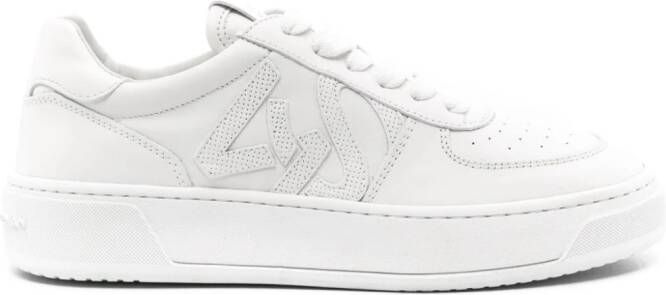 Stuart Weitzman Sneakers met monogram Wit