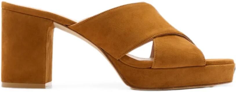 Stuart Weitzman Sandalen met gekruiste bandjes Bruin
