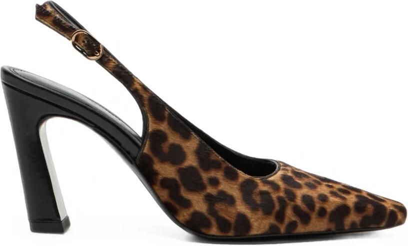 Stuart Weitzman Stassi slingback pumps met luipaardprint Bruin