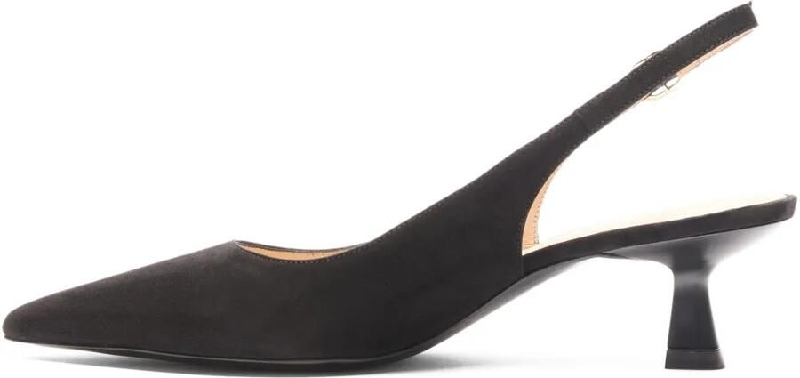 Stuart Weitzman Stuart Sculpt 50 mm pumps met puntige neus Zwart