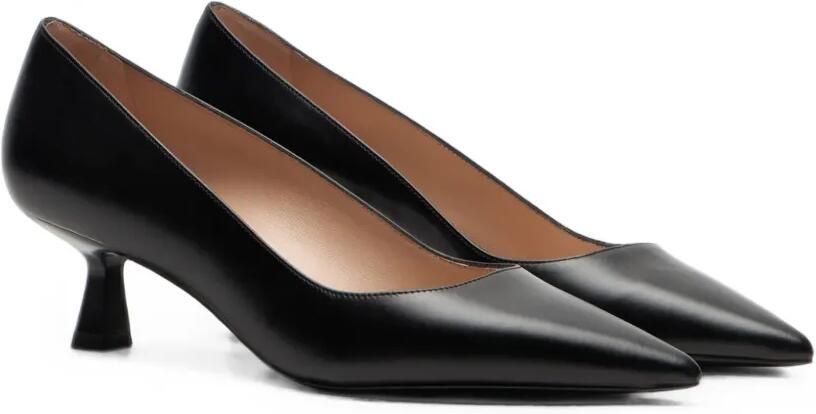 Stuart Weitzman Stuart Sculpt pumps met puntige neus Zwart