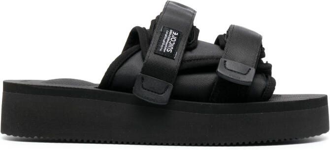 Suicoke Slippers met logopatch Zwart