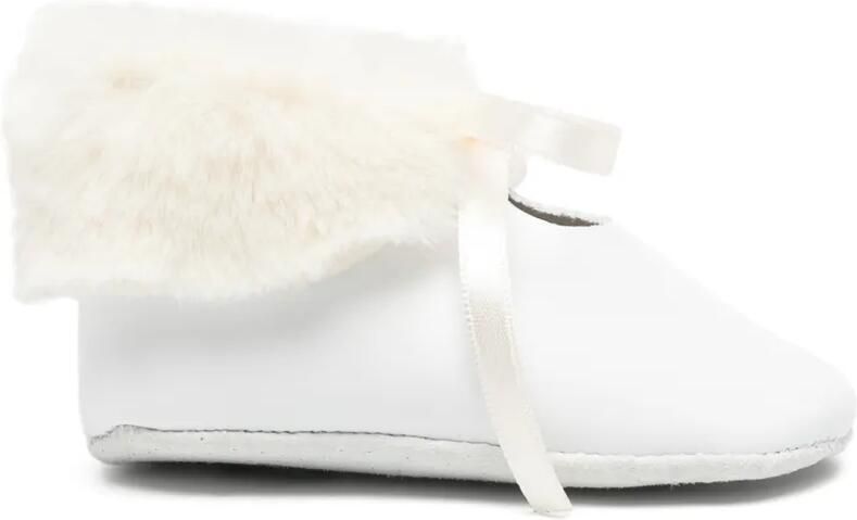 Tartine Et Chocolat Wiegschoenen met strikdetail en afwerking van imitatiebont Wit