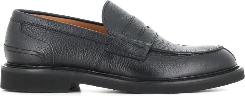 Tassinari Loafers van leer met kiezelstructuur Zwart
