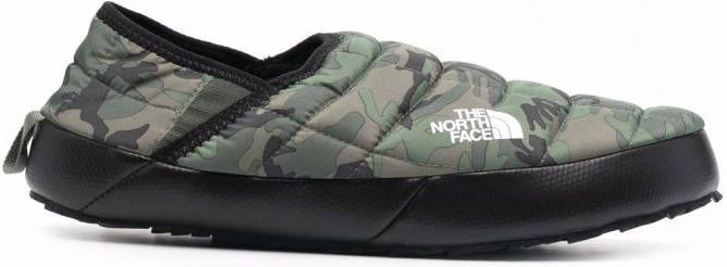 The North Face Pantoffels met camouflageprint Groen