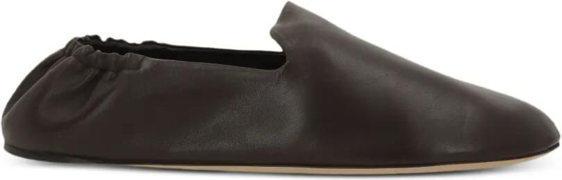 The Row Leren loafers met ruches Bruin