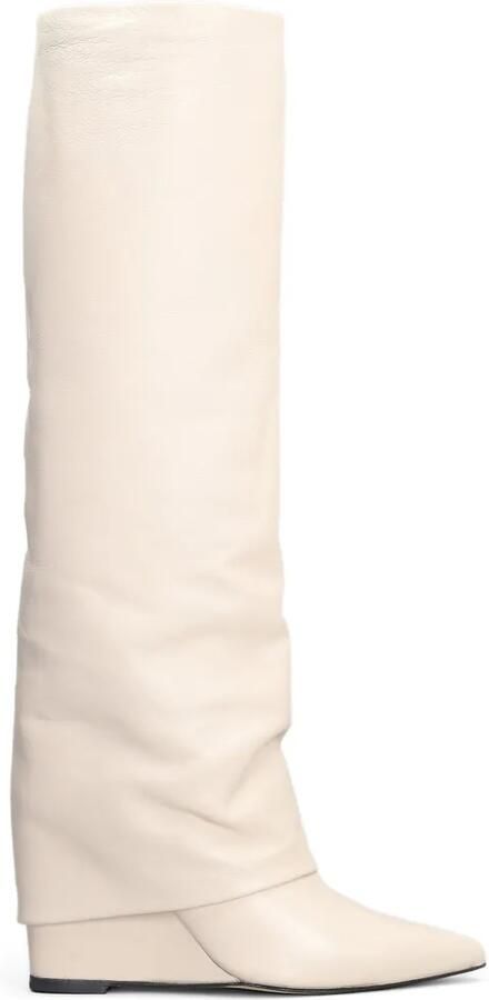 The Seller Leren laarzen met puntige neus en sleehak Beige