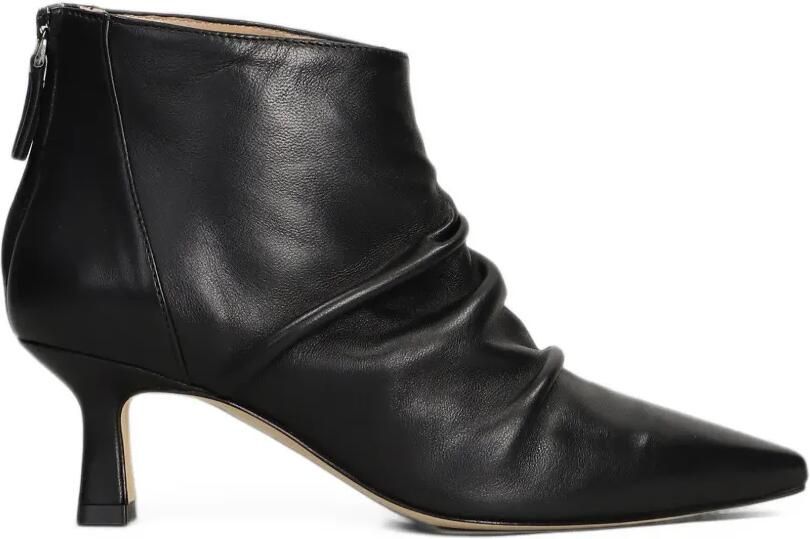 The Seller ruched pointed-toe ankle boots Zwart