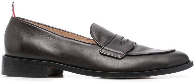 Thom Browne Loafers met afwerking Bruin