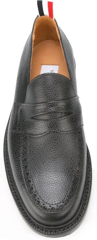 Thom Browne Penny Loafer With Leather Sole In Black Pebble Grain Zwart