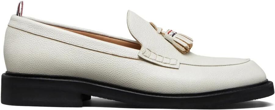 Thom Browne Bewerkte loafers met kwastje en rubberen zool Beige