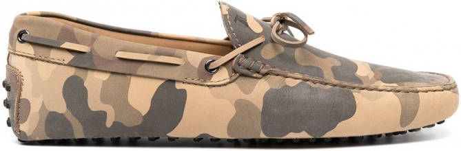 Tod's Gommino loafers met camouflageprint Groen