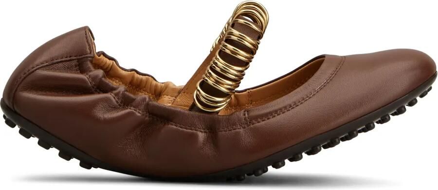 Tod's Dee ballerina's Bruin