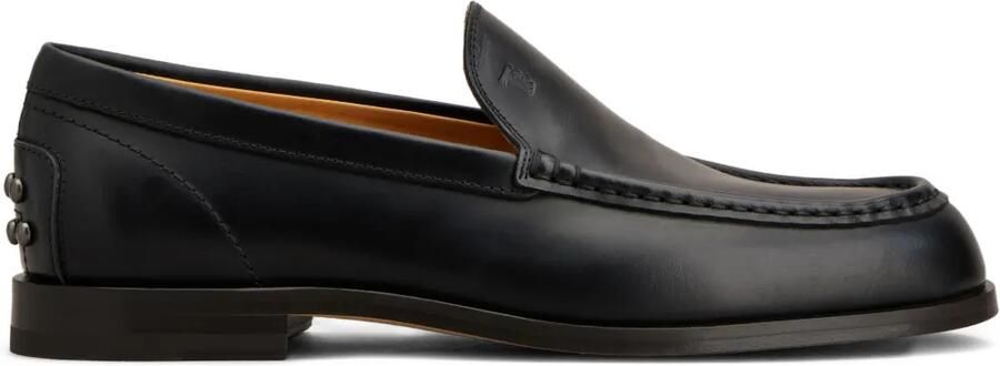 Tod's Loafers met metalen studs Zwart