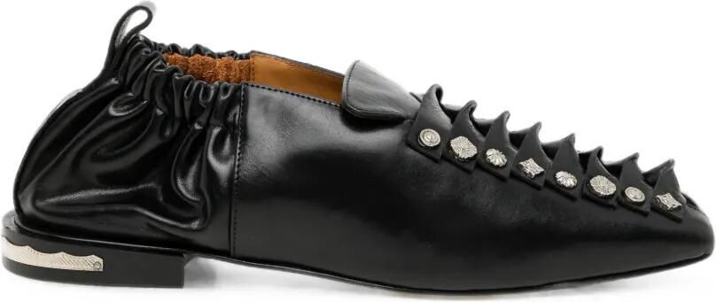 Toga Pulla Loafers verfraaid met studs en schakelketting Zwart