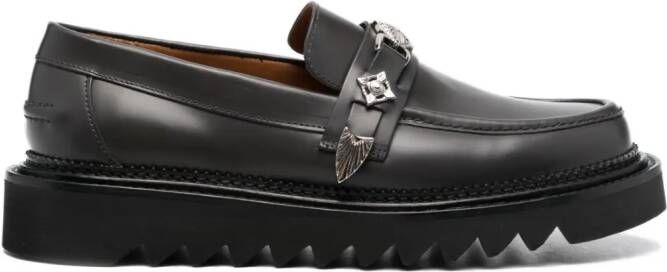 Toga Virilis Loafers met logoplakkaat Grijs