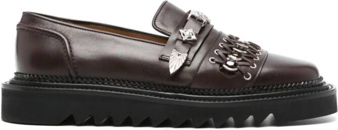 Toga Virilis Loafers verfraaid met studs Bruin