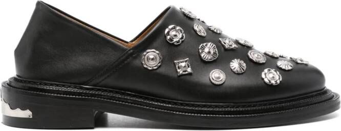 Toga Virilis Loafers verfraaid met studs Zwart