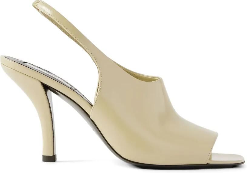 TOTEME Contour naplack slingback sandalen Beige