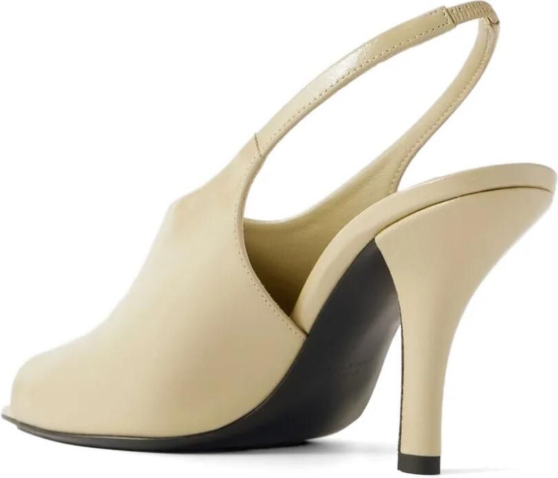 TOTEME Contour naplack slingback sandalen Beige - Foto 3