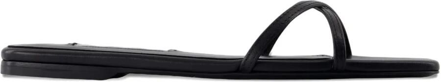 TOTEME Leren sandalen met gekruiste bandjes Zwart