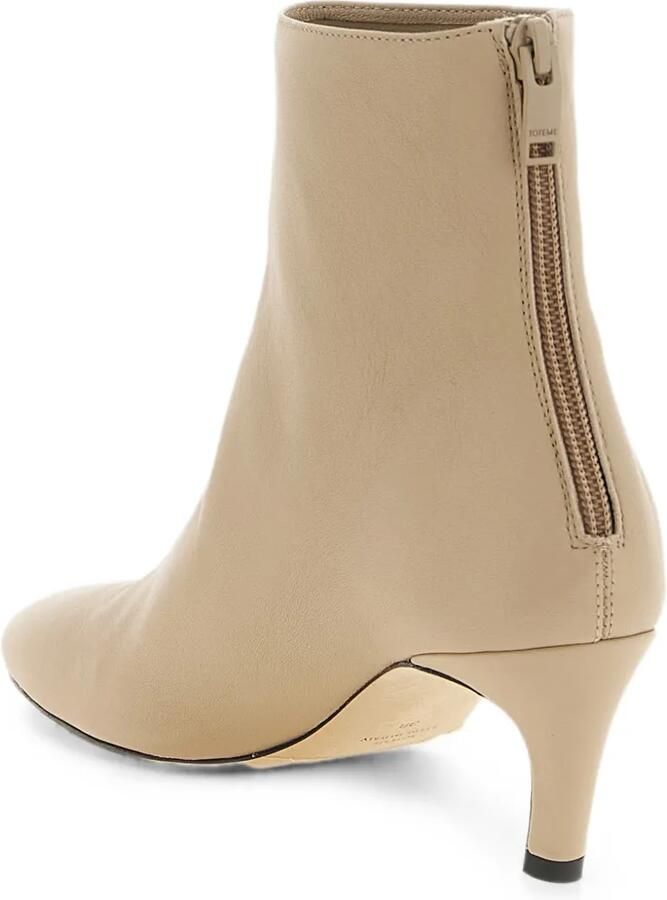TOTEME Nappa enkellaarzen met amandelvormige neus Beige - Foto 2