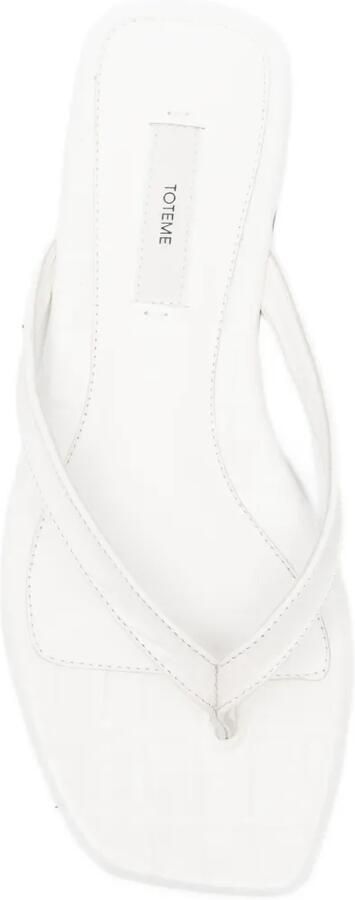 TOTEME Sandalen met krokodillen-reliëf Beige - Foto 2