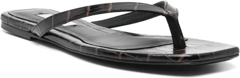 TOTEME Teenslippers met krokodillen-reliëf Bruin - Foto 5