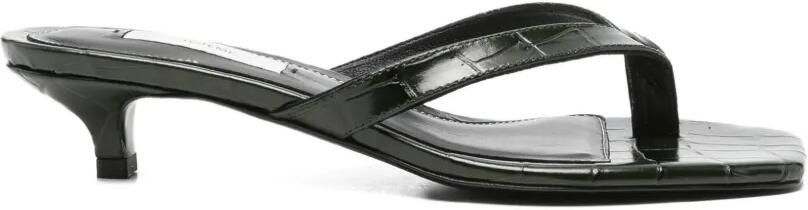 TOTEME Teenslippers met krokodillen-reliëf en hak Groen