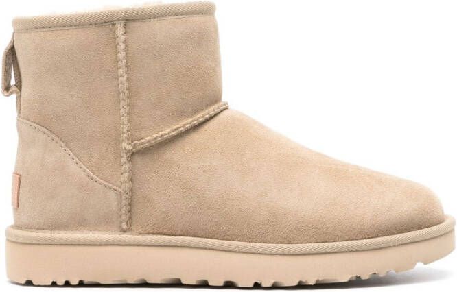 UGG Classic Mini II enkellaarzen Beige